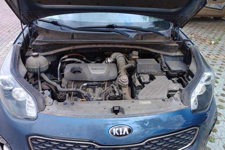 Used Kia KX5 2016 1.6T Automatic Two-Wheel Drive DLX Engine Bay