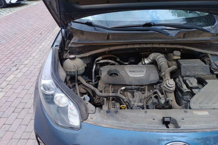 Used Kia KX5 2016 1.6T Automatic Two-Wheel Drive DLX Engine Bay Right