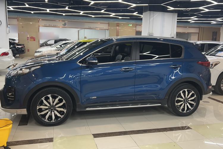 Used Kia KX5 2016 1.6T Automatic Two-Wheel Drive Premium Exterior 4