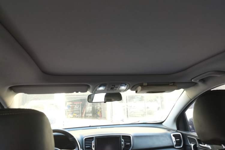 Used Kia KX5 2016 1.6T Automatic Two-Wheel Drive DLX Headliner