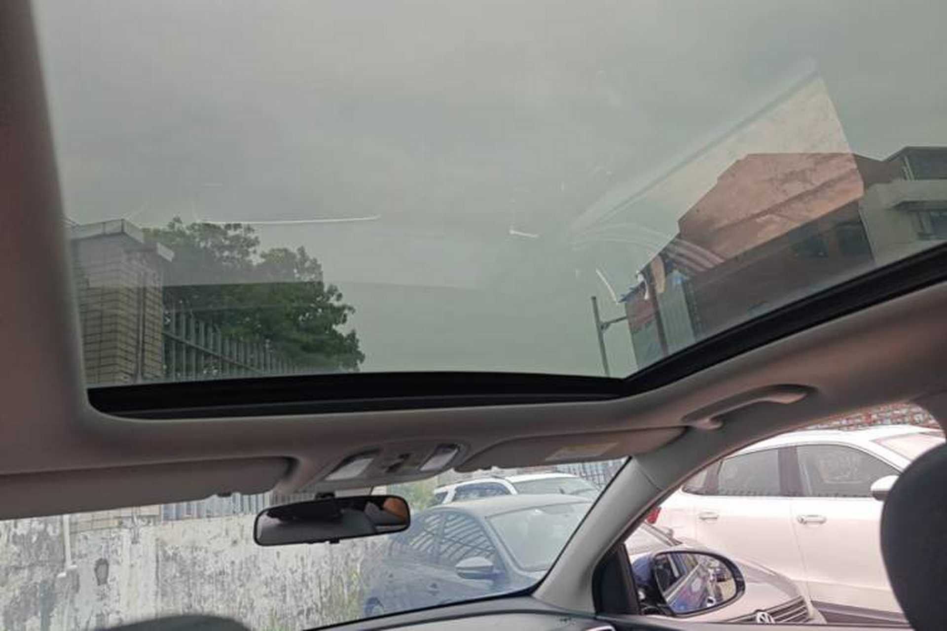 Used Kia KX5 2016 1.6T Automatic Two-Wheel Drive DLX Headliner