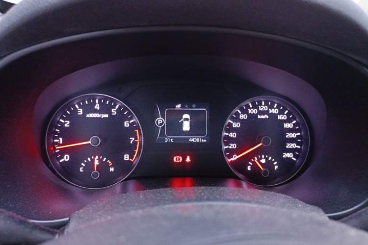 Used Kia KX5 2016 1.6T Automatic Two-Wheel Drive DLX Instrument Cluster