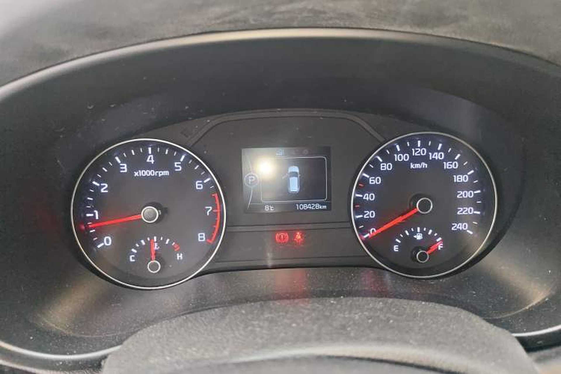 Used Kia KX5 2016 1.6T Automatic Two-Wheel Drive DLX Instrument Cluster