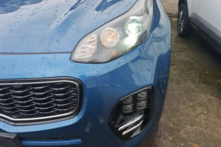 Used Kia KX5 2016 2.0L Automatic 2WD GLS Left Front Headlight