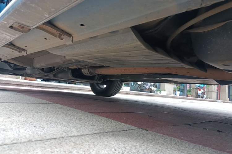 Used Kia KX5 2016 1.6T Automatic Two-Wheel Drive DLX Left Side Sill
