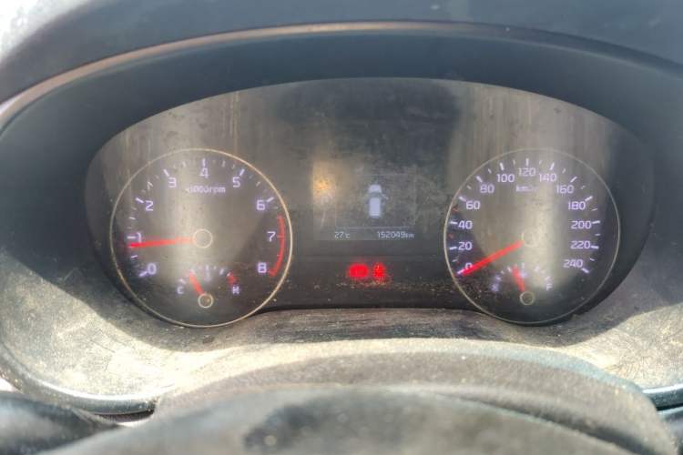 Used Kia KX5 2016 2.0L Automatic 2WD GLS Odometer Close Up
