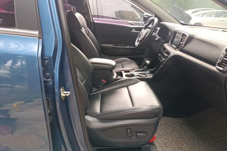 Used Kia KX5 2016 1.6T Automatic Two-Wheel Drive DLX Right Front Seat