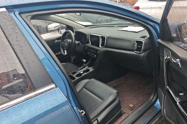 Used Kia KX5 2016 2.0L Automatic 2WD GLS Right Front Seat
