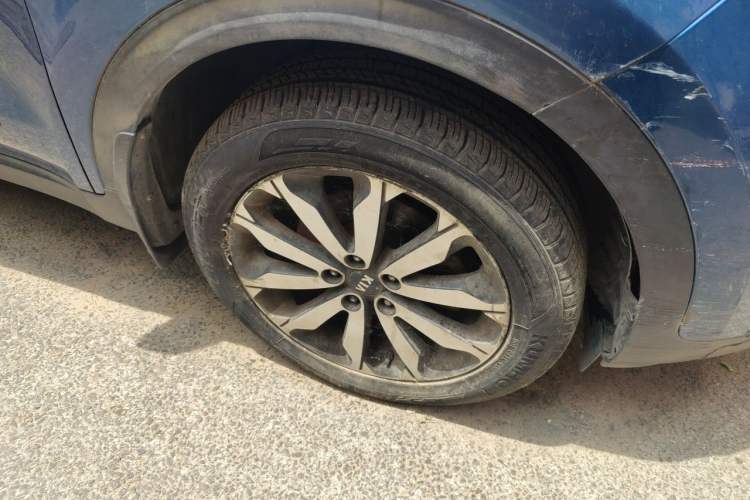 Used Kia KX5 2016 2.0L Automatic 2WD GLS Right Front Wheel Hub