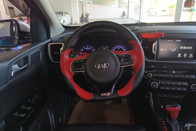 Used Kia KX5 2016 1.6T Automatic Two-Wheel Drive DLX Steering Wheel
