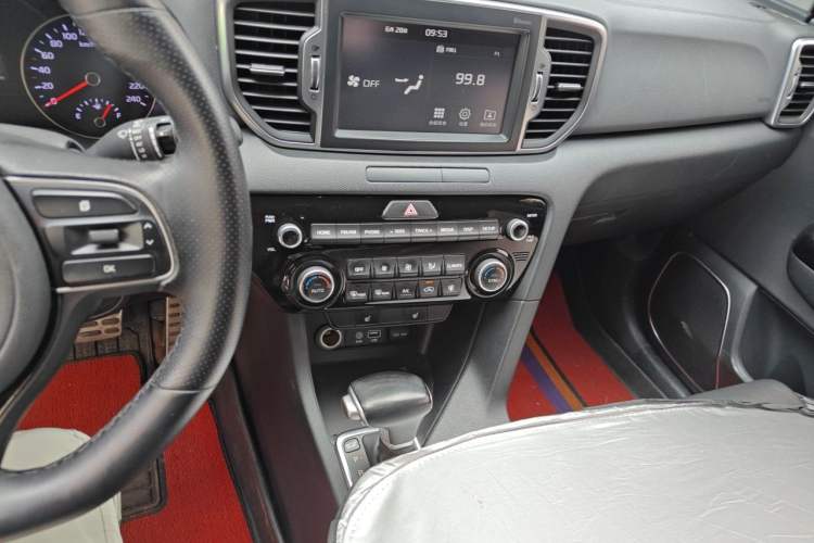 Used Kia KX5 2016 1.6T Automatic Two-Wheel Drive DLX Audio And AC Panel