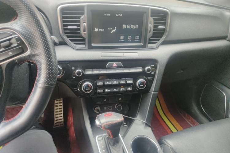 Used Kia KX5 2016 1.6T Automatic Two-Wheel Drive Premium Audio And AC Panel
