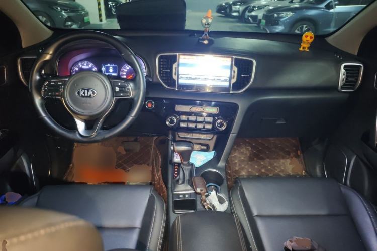 Used Kia KX5 2016 2.0L Automatic 2WD GLS Center Console