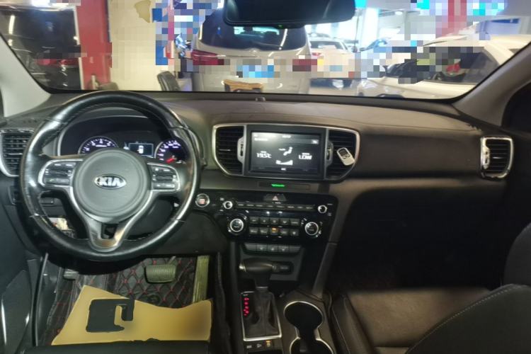 Used Kia KX5 2016 2.0L Automatic 2WD Premium Center Console