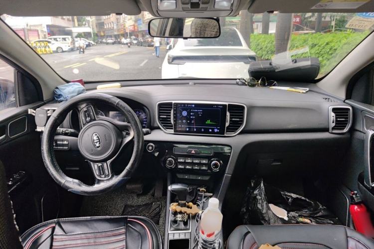 Used Kia KX5 2016 2.0L Automatic 2WD GLS Center Console