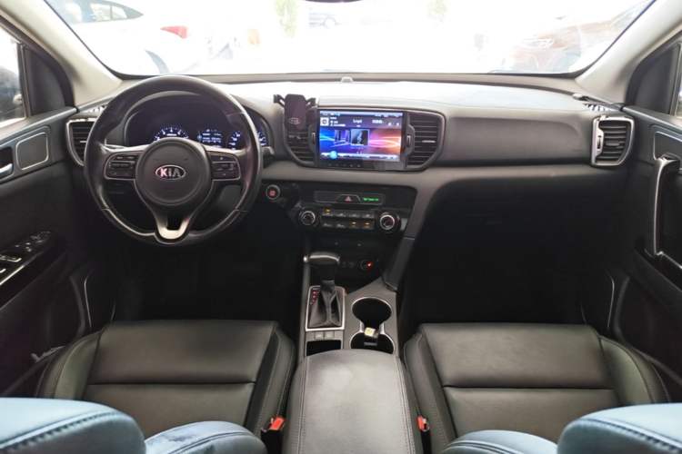 Used Kia KX5 2016 2.0L Automatic 2WD GLS Center Console