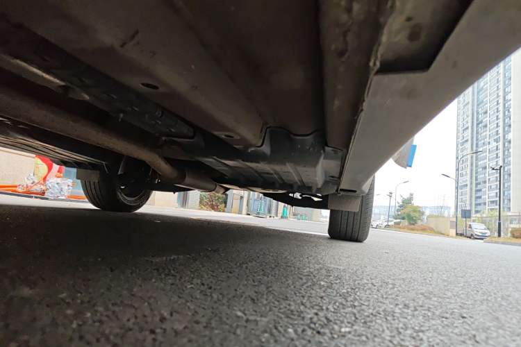 Used Kia KX5 2016 1.6T Automatic Two-Wheel Drive DLX Chassis Front Left