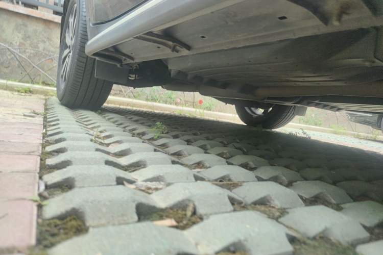 Used Kia KX5 2016 1.6T Automatic Two-Wheel Drive Premium Chassis Front Right