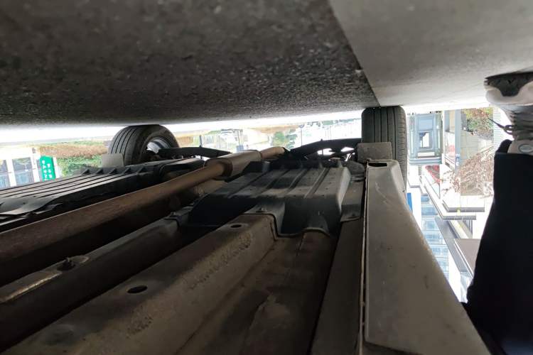 Used Kia KX5 2016 1.6T Automatic Two-Wheel Drive DLX Chassis Front Right