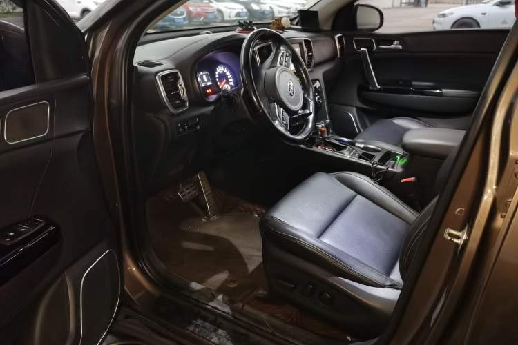 Used Kia KX5 2016 1.6T Automatic Two-Wheel Drive DLX Driver Seat