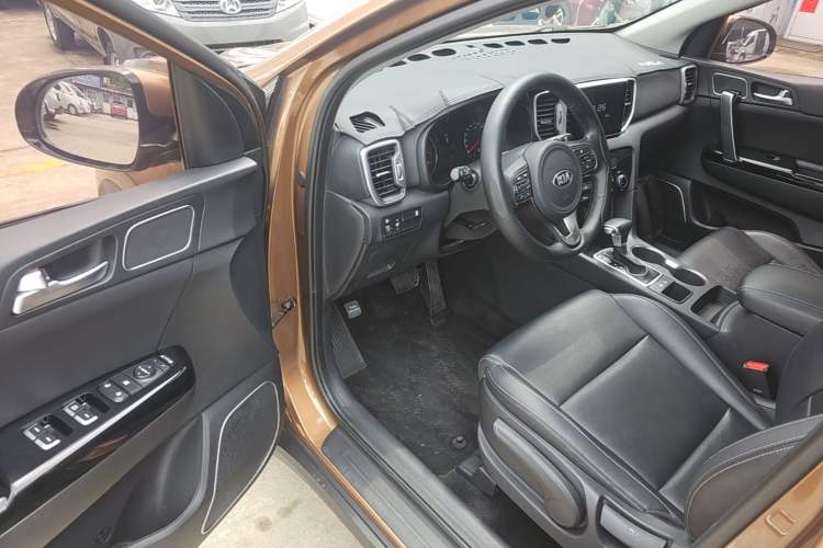 Used Kia KX5 2016 2.0L Automatic 2WD GLS Driver Seat