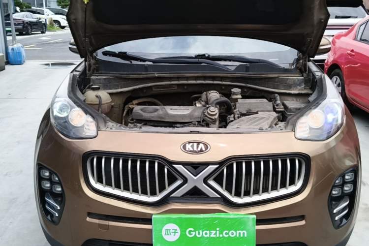 Used Kia KX5 2016 1.6T Automatic Two-Wheel Drive DLX Engine Bay