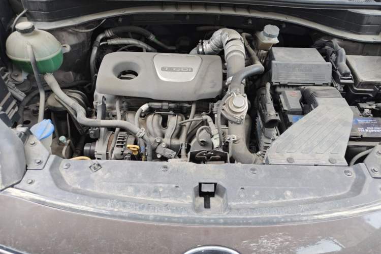 Used Kia KX5 2016 1.6T Automatic Two-Wheel Drive DLX Engine Bay