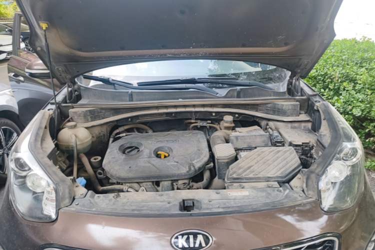 Used Kia KX5 2016 2.0L Automatic 2WD GLS Engine Bay