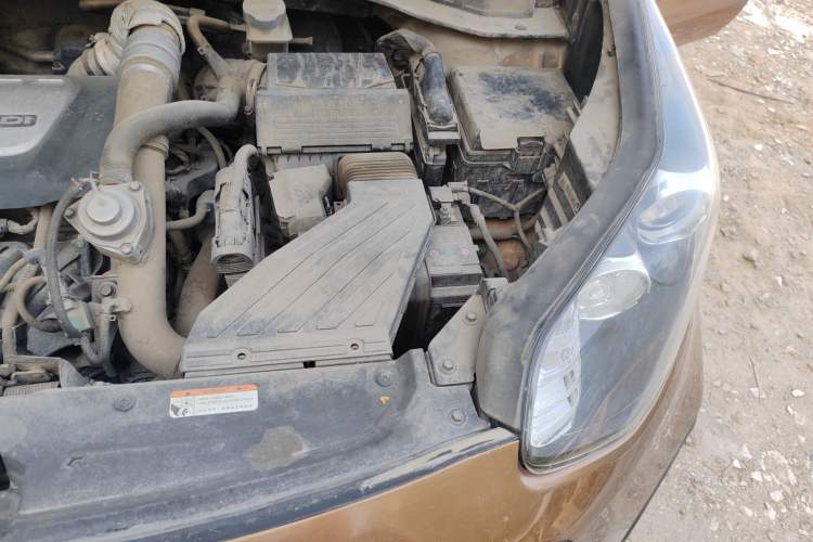 Used Kia KX5 2016 1.6T Automatic Two-Wheel Drive Premium Engine Bay Left