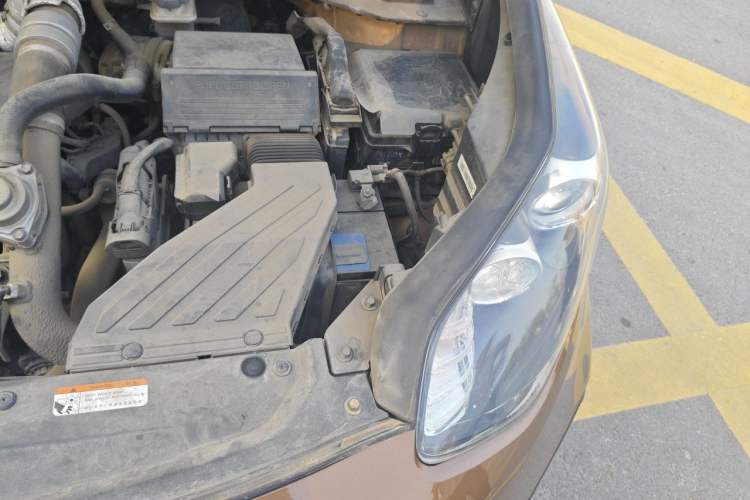 Used Kia KX5 2016 1.6T Automatic Two-Wheel Drive DLX Engine Bay Left