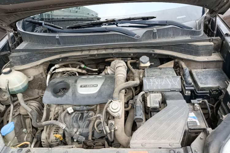 Used Kia KX5 2016 1.6T Automatic Two-Wheel Drive DLX Engine Bay
