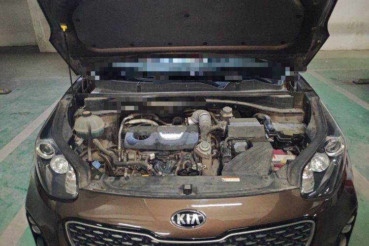 Used Kia KX5 2016 1.6T Automatic Two-Wheel Drive DLX Engine Bay