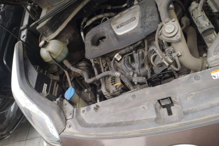 Used Kia KX5 2016 1.6T Automatic Two-Wheel Drive Premium Engine Bay Right