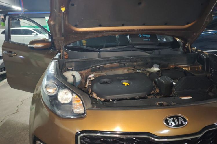 Used Kia KX5 2016 2.0L Automatic 2WD GLS Engine Bay Right