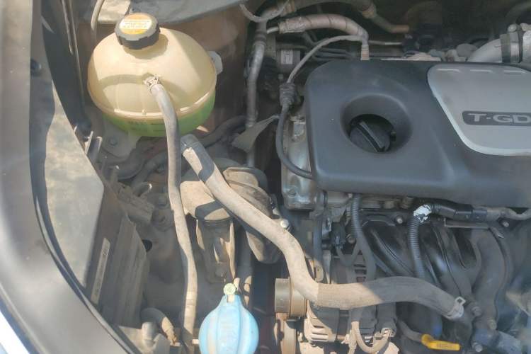 Used Kia KX5 2016 1.6T Automatic Two-Wheel Drive Premium Engine Bay Right