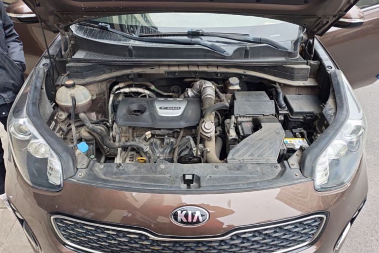 Used Kia KX5 2016 1.6T Automatic Two-Wheel Drive DLX Engine Bay