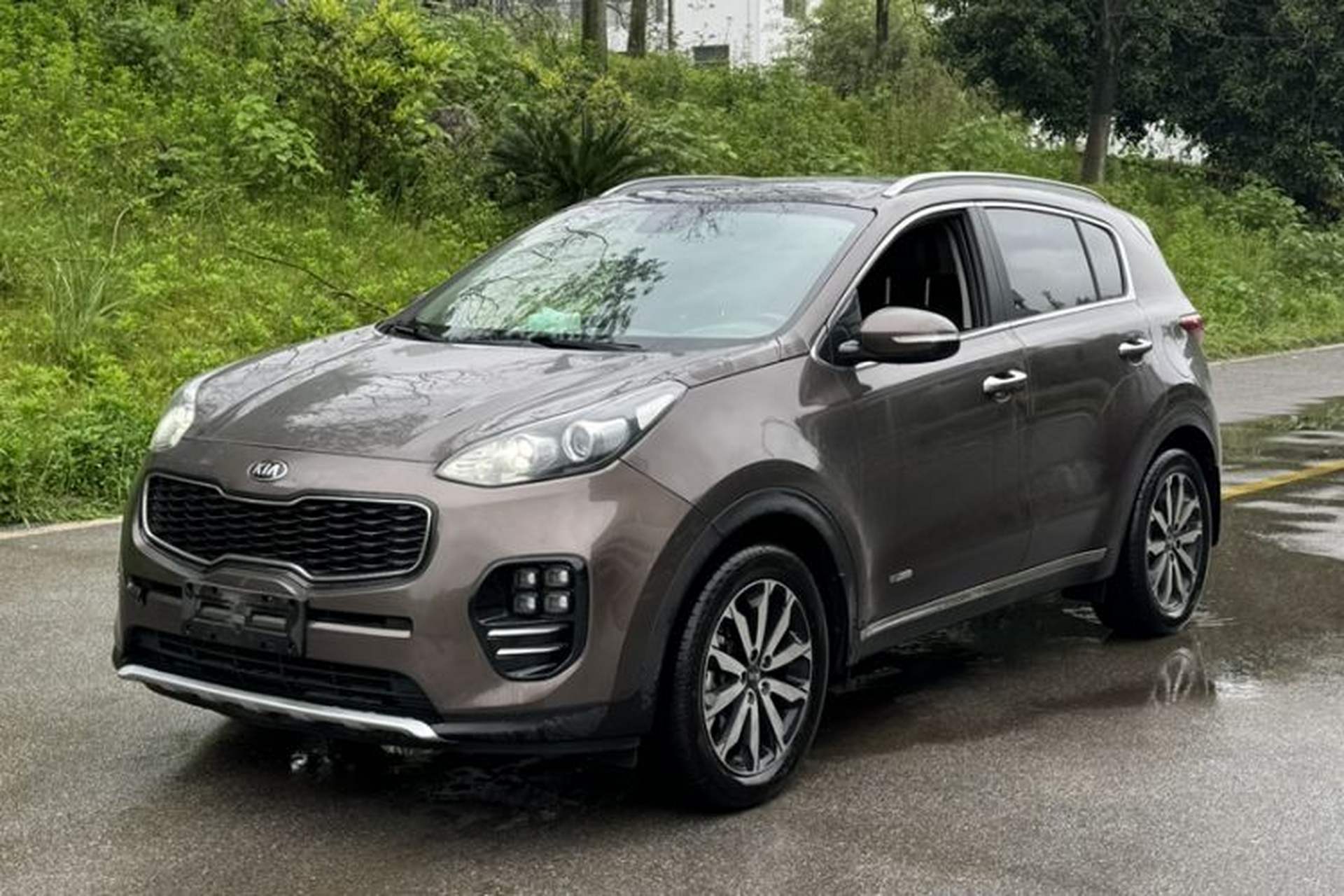 Used Kia KX5 2016 2.0L Automatic 2WD Premium Exterior 1