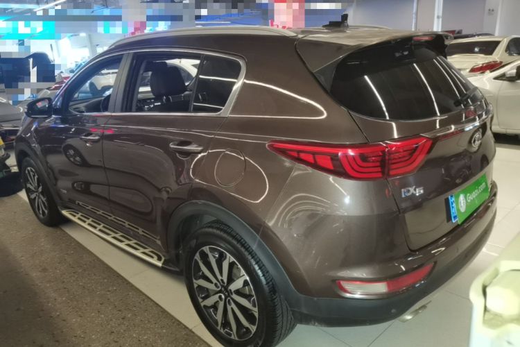 Used Kia KX5 2016 2.0L Automatic 2WD Premium Exterior 2