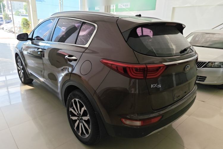 Used Kia KX5 2016 2.0L Automatic 2WD GLS Exterior 2