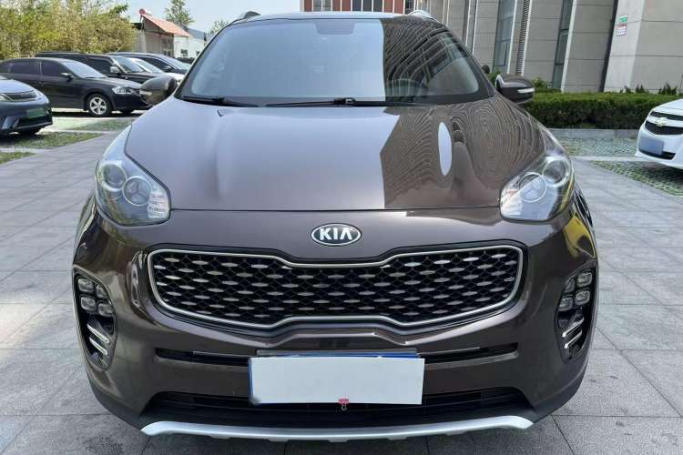 Used Kia KX5 2016 2.0L Automatic 2WD Premium Exterior 4
