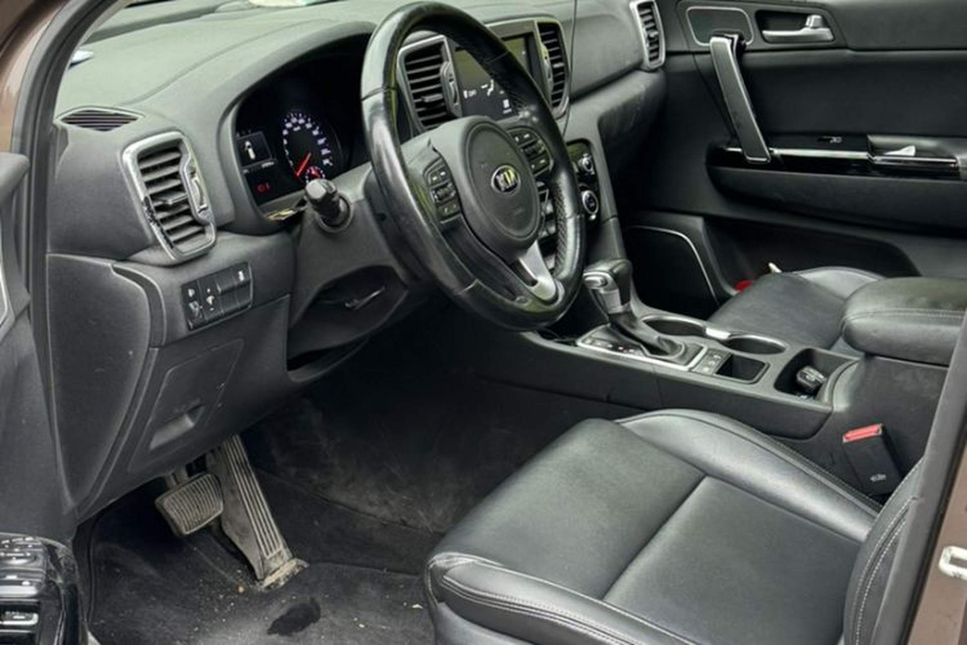 Used Kia KX5 2016 2.0L Automatic 2WD Premium Exterior 5