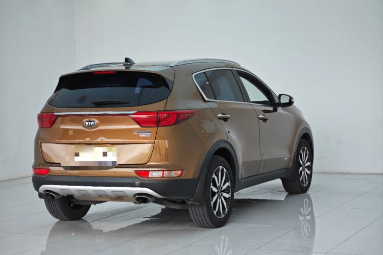 Used Kia KX5 2016 1.6T Automatic Two-Wheel Drive DLX Exterior 5