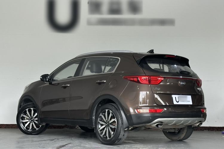 Used Kia KX5 2016 1.6T Automatic Two-Wheel Drive DLX Exterior 6