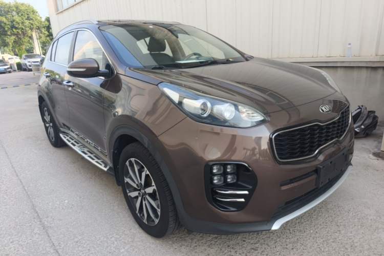 Used Kia KX5 2016 2.0L Automatic 2WD GLS Front Right 45 Deg