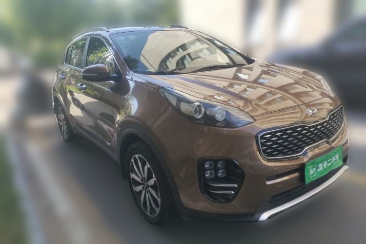 Used Kia KX5 2016 1.6T Automatic Two-Wheel Drive DLX Front Right 45 Deg