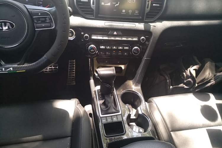 Used Kia KX5 2016 1.6T Automatic Two-Wheel Drive Premium Gear Lever
