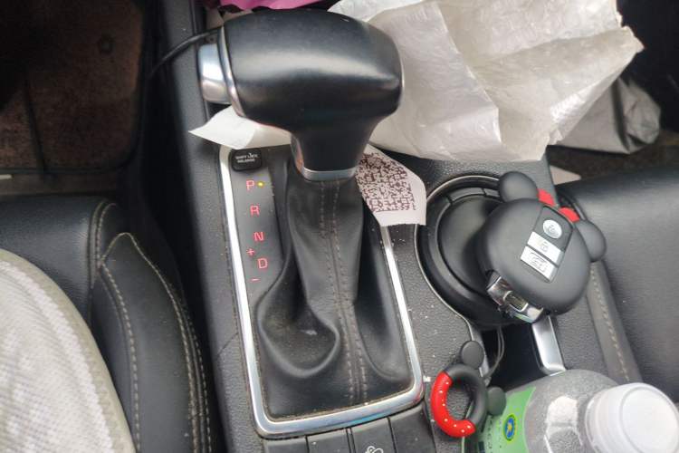 Used Kia KX5 2016 1.6T Automatic Two-Wheel Drive Premium Gear Lever