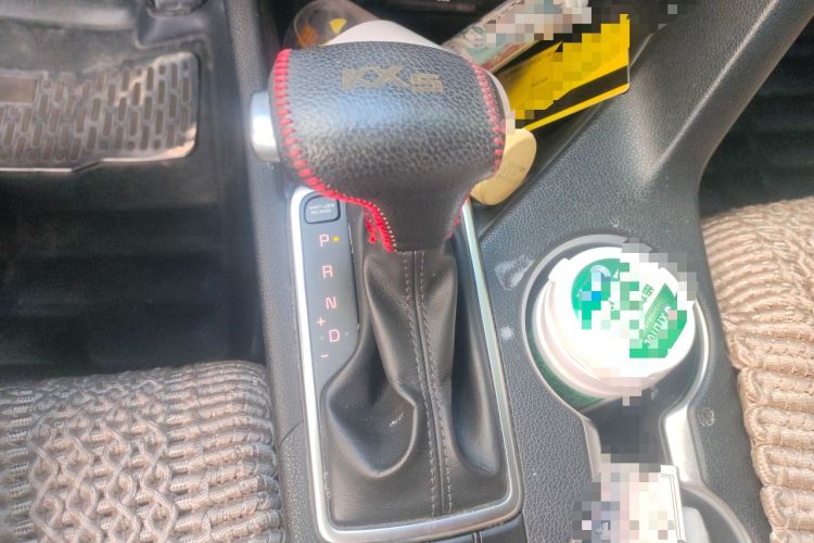 Used Kia KX5 2016 1.6T Automatic Two-Wheel Drive DLX Gear Lever