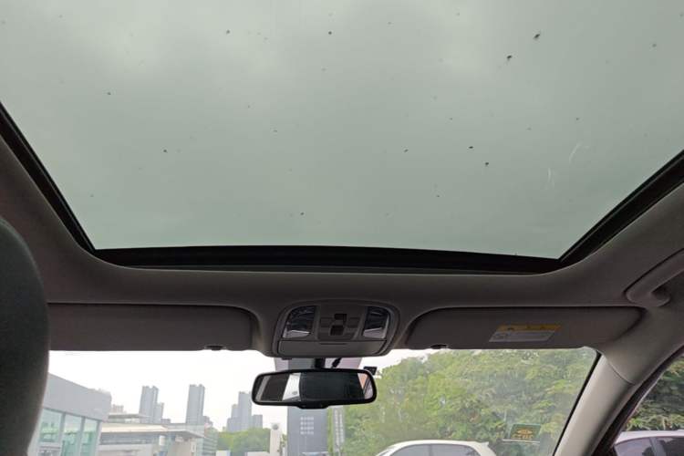 Used Kia KX5 2016 2.0L Automatic 2WD Premium Headliner