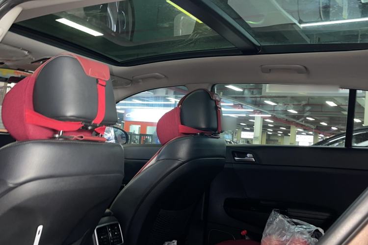 Used Kia KX5 2016 1.6T Automatic Two-Wheel Drive DLX Headliner
